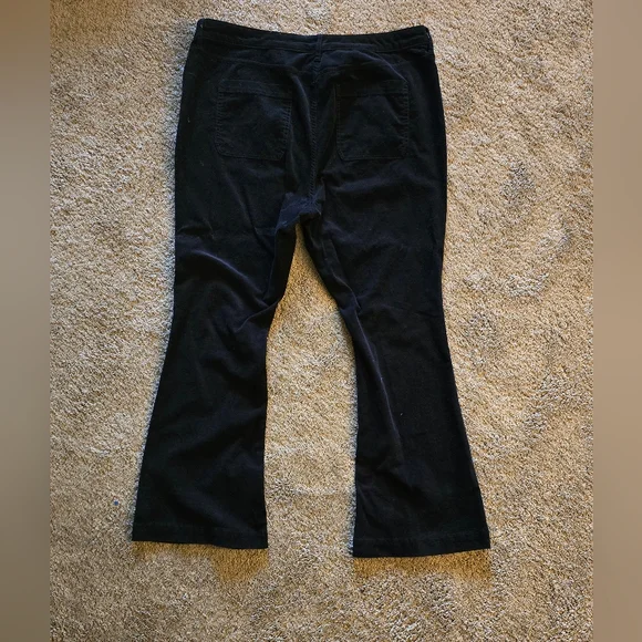 A.n.a Black Corduroy Flare Pants - Picture 4 of 4